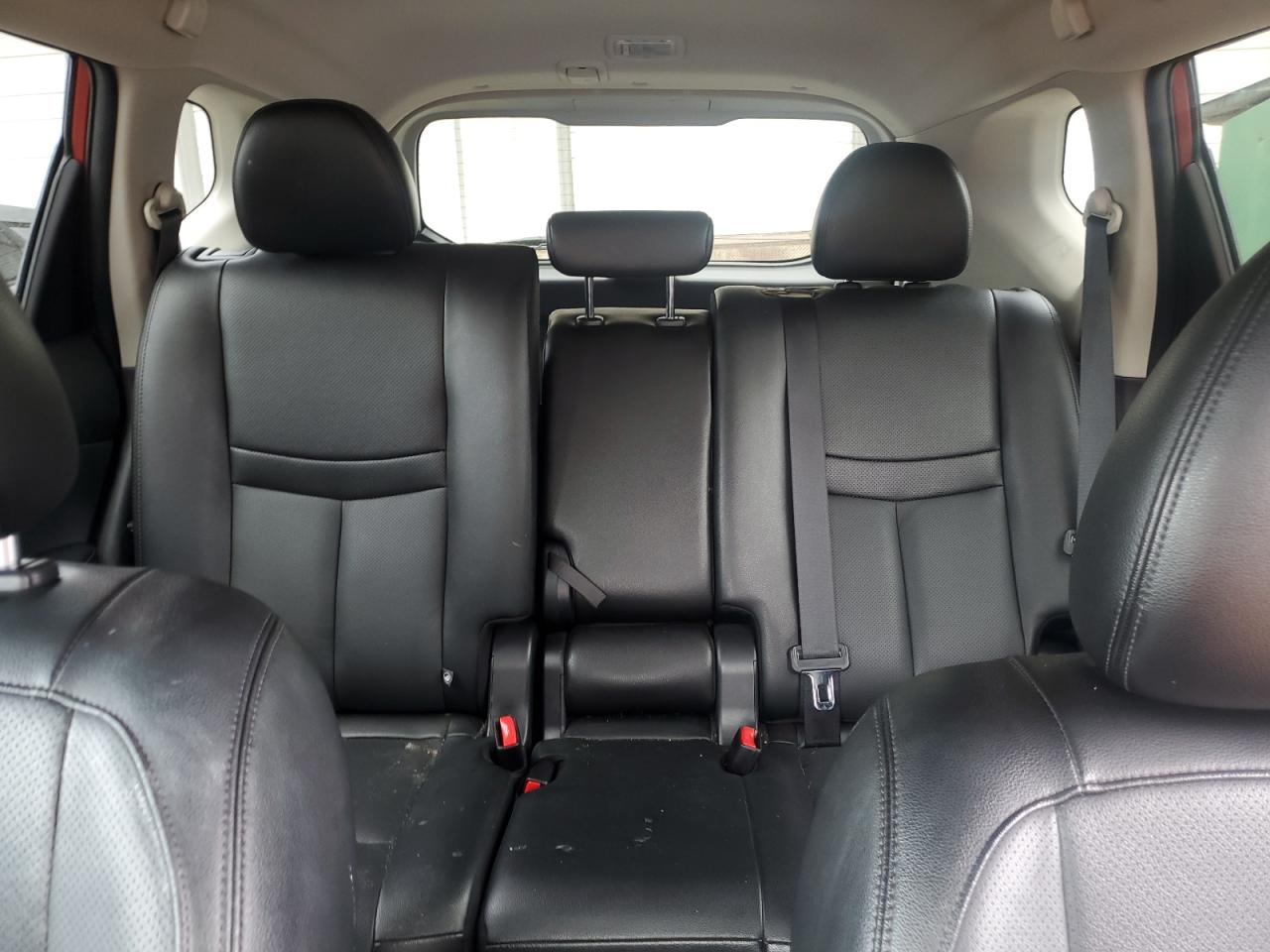 Nissan Rogue S