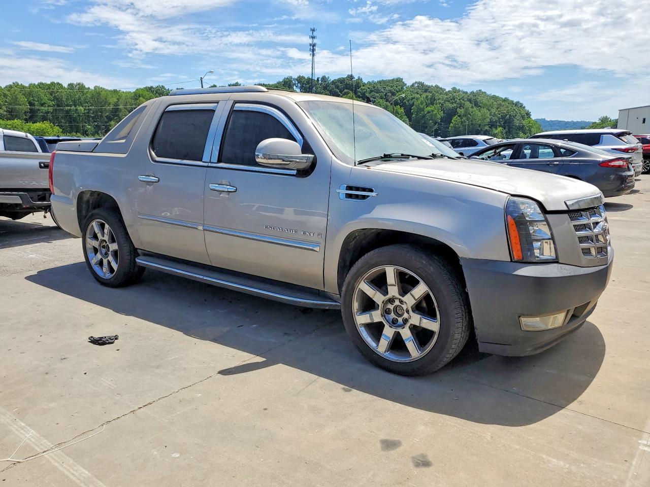 Cadillac Escalade Ext