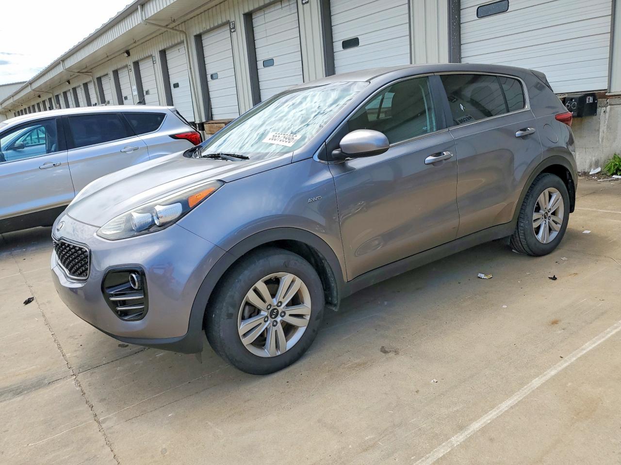 Salvage Kia Sportage Image