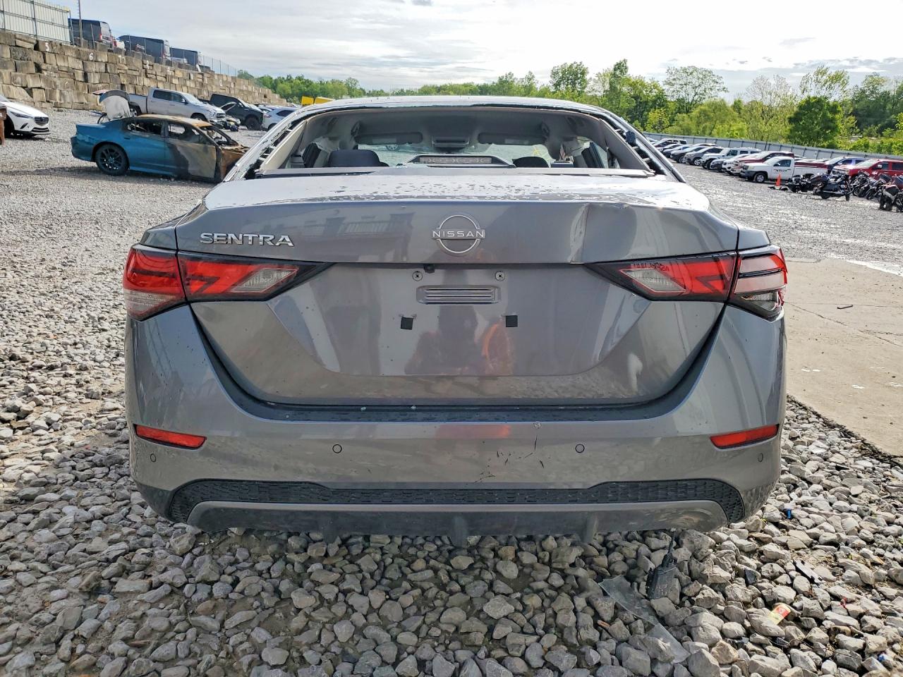 Nissan Sentra S