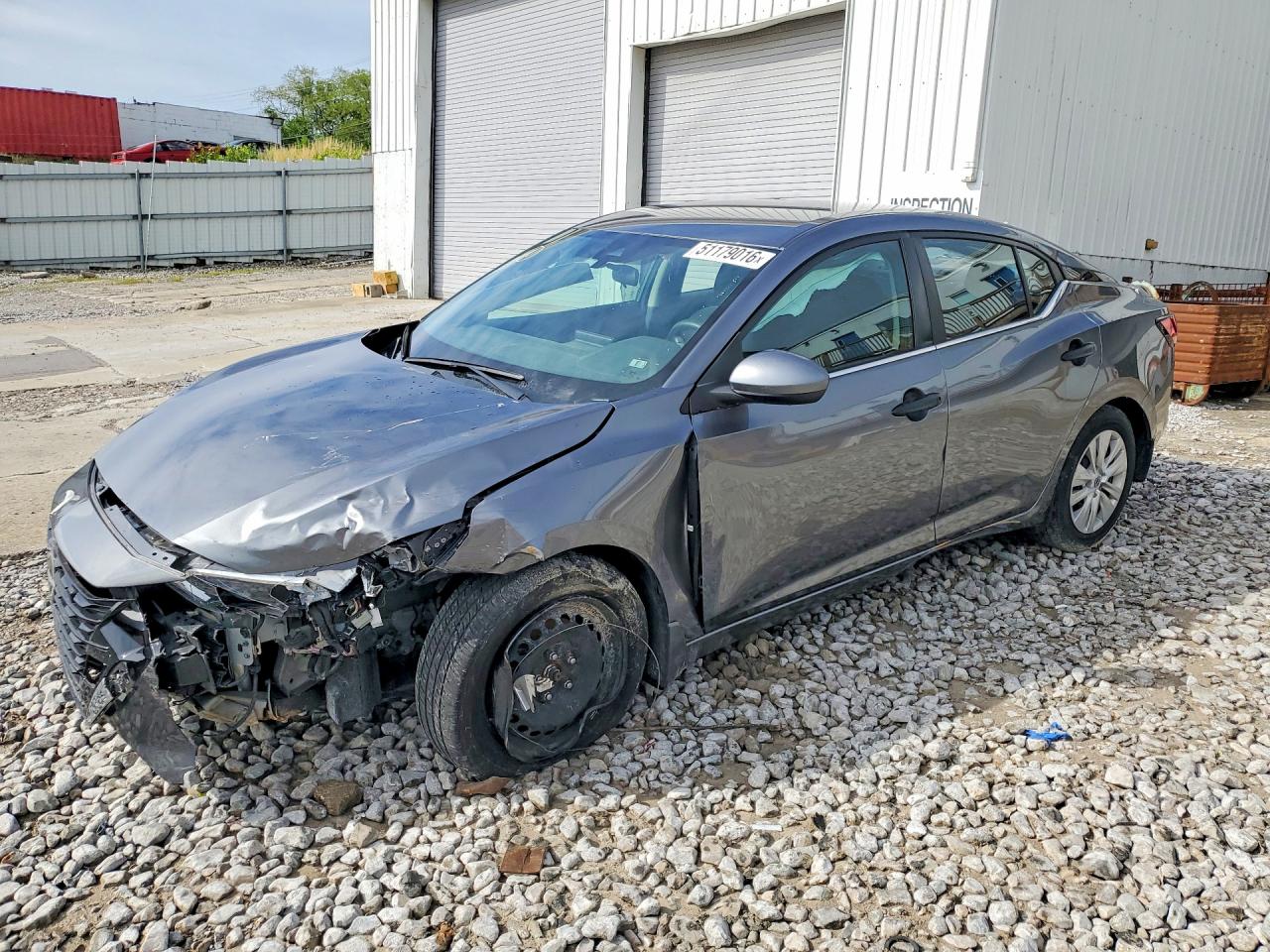 Salvage Nissan Sentra Image