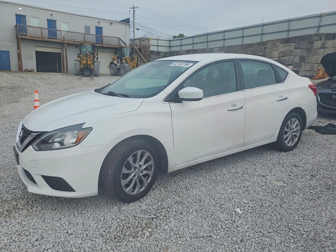 Salvage Nissan Sentra Image