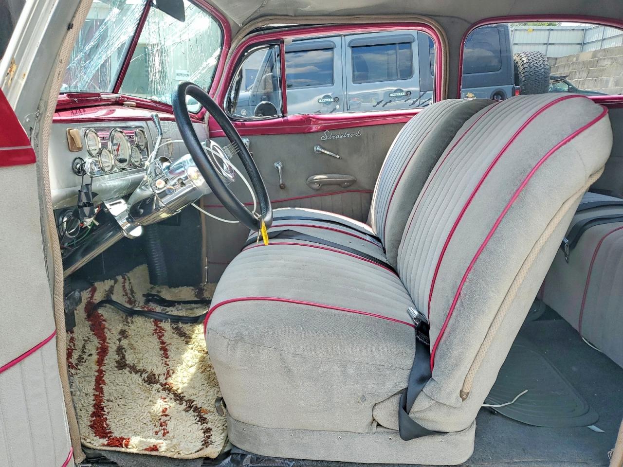 Chevrolet Deluxe 2 D