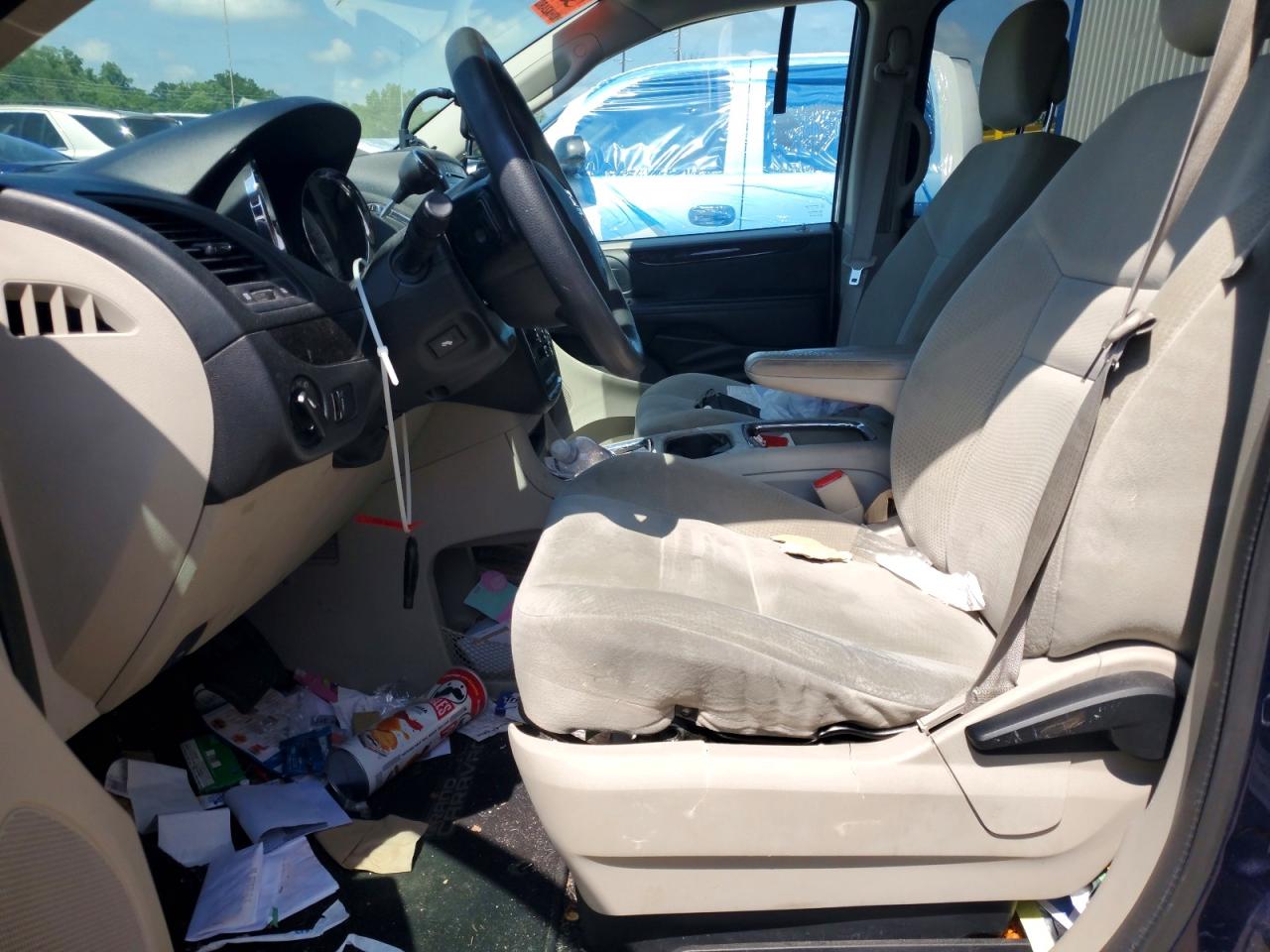 Dodge Caravan Sxt