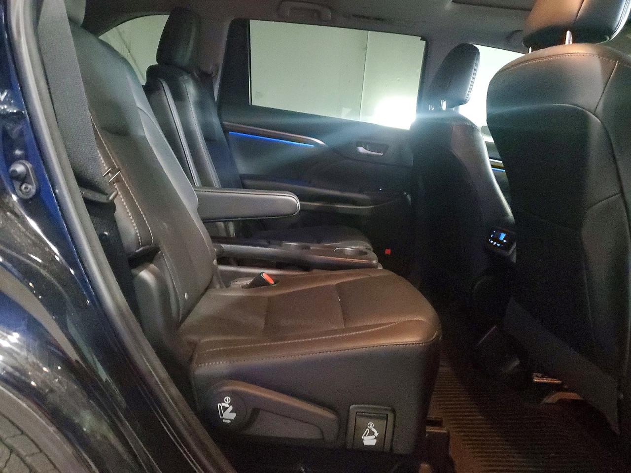 Toyota Highlander Limited