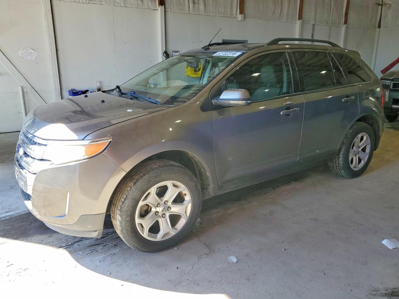 Salvage Ford Edge Image