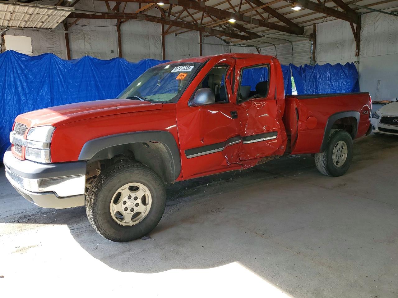 Salvage Chevrolet Silverado Image