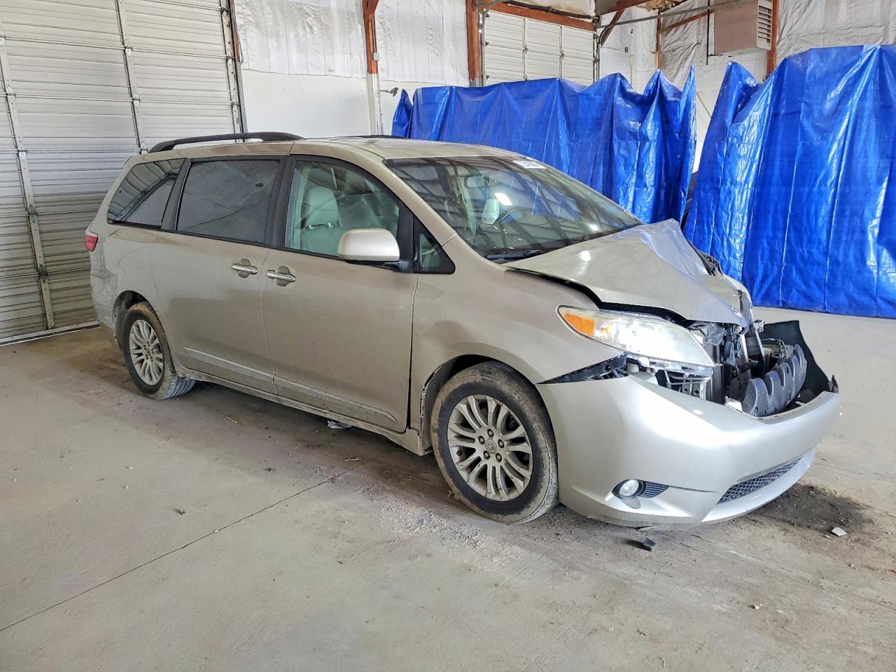 Toyota Sienna Xle