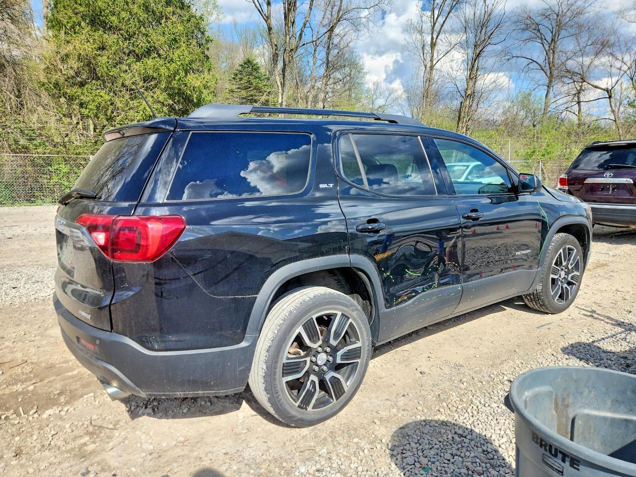 GMC Acadia Slt-1