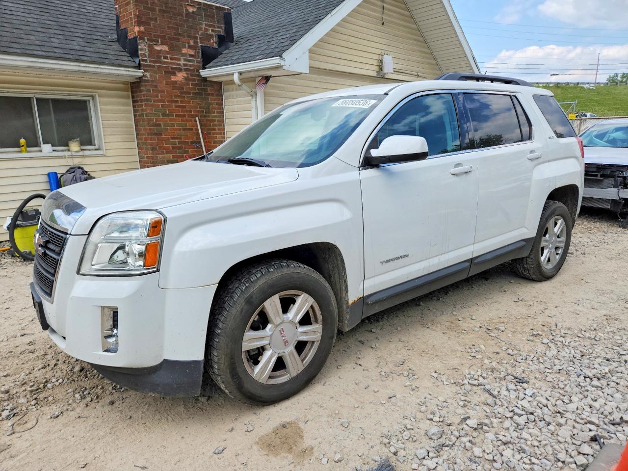 Salvage GMC Terrain Image