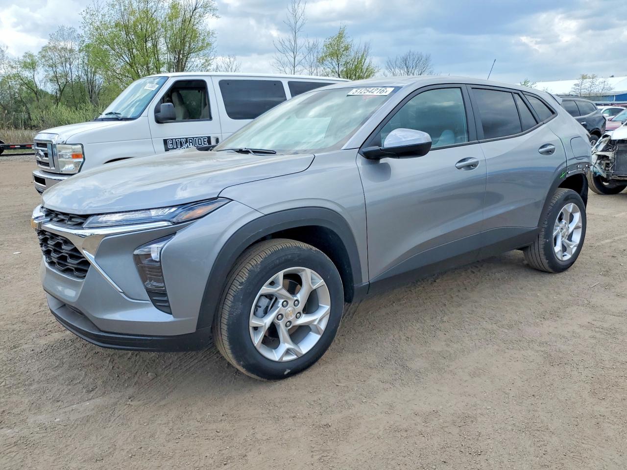 Salvage Chevrolet Trax Image