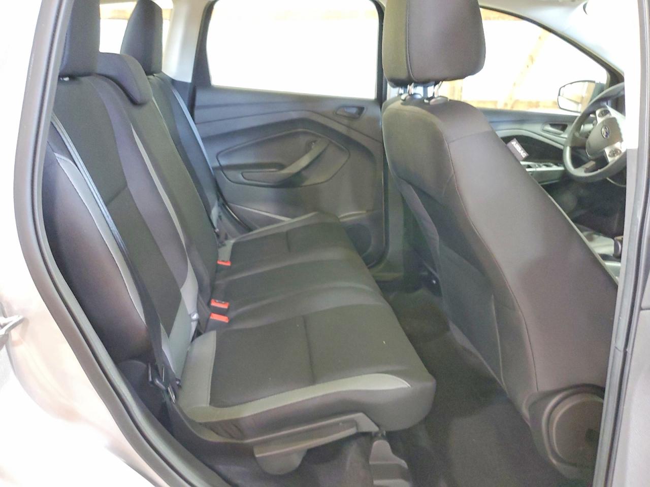 Ford Escape S