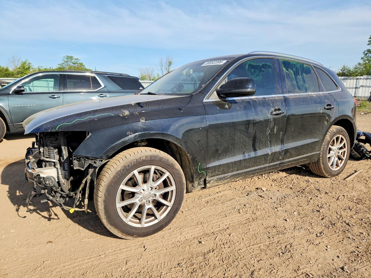 Salvage Audi Q5 Image