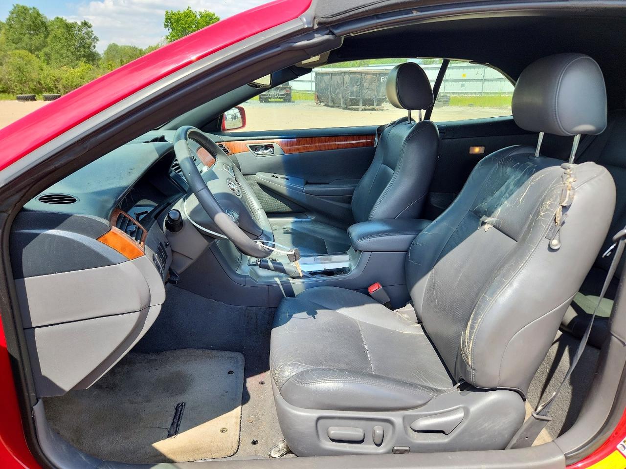 Toyota Camry Sle V6