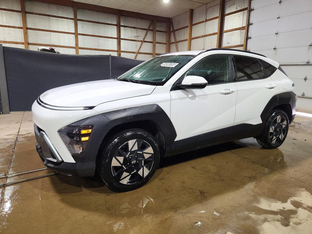 Salvage Hyundai KONA Image