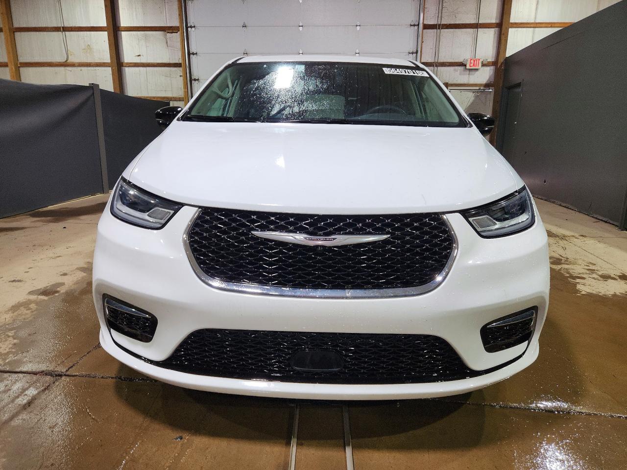 Chrysler Pacifica Touring L