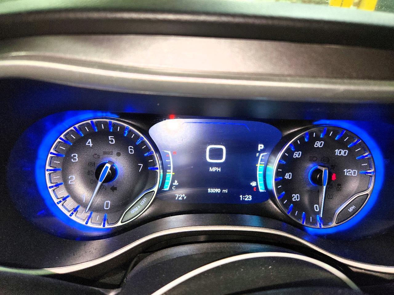 Chrysler Pacifica Touring L