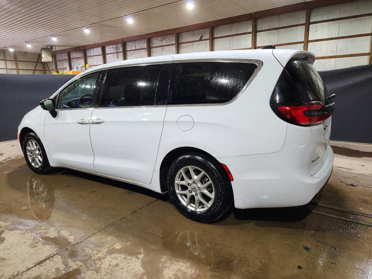 Chrysler Pacifica Touring L