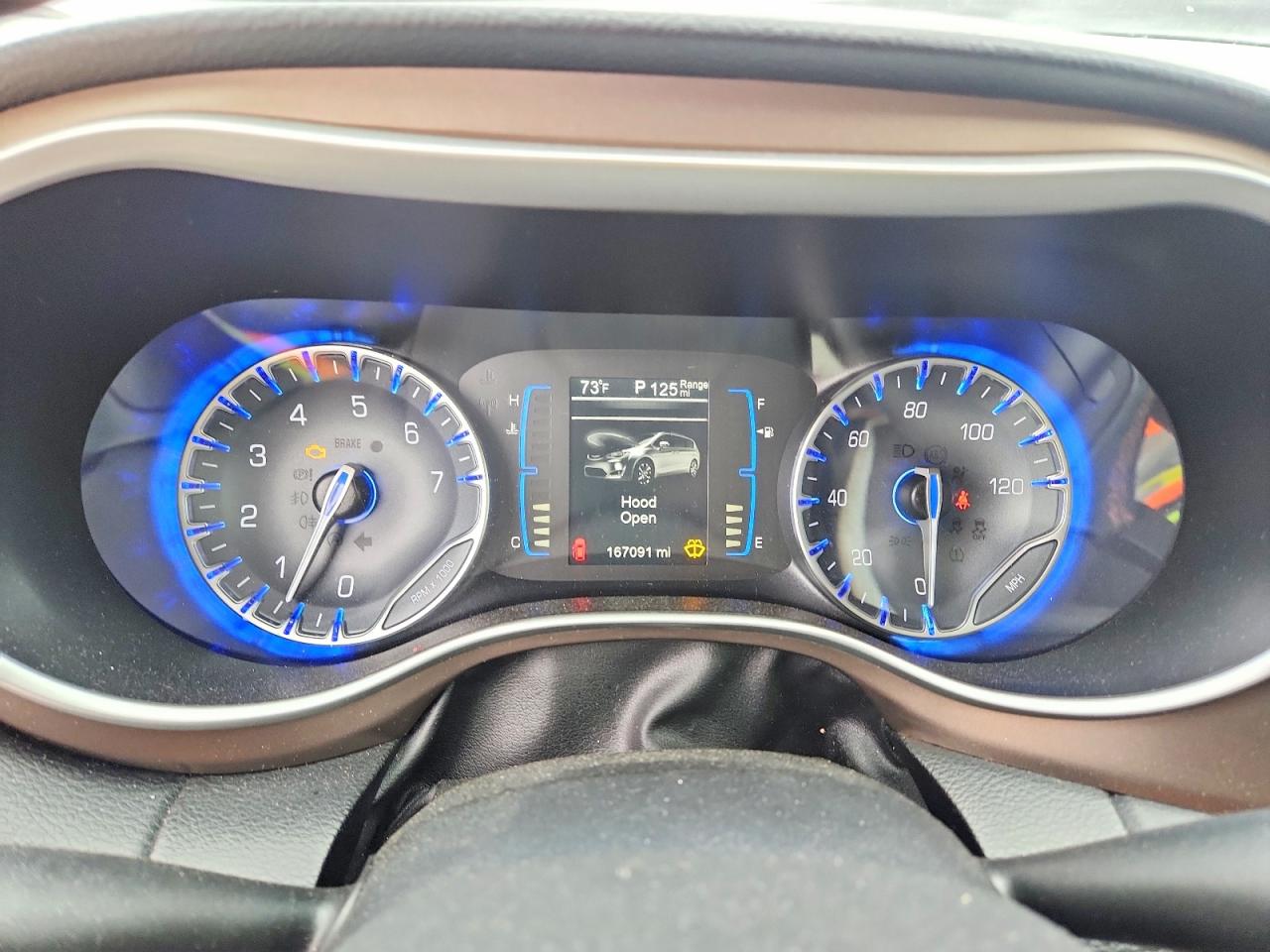 Chrysler Pacifica Touring L
