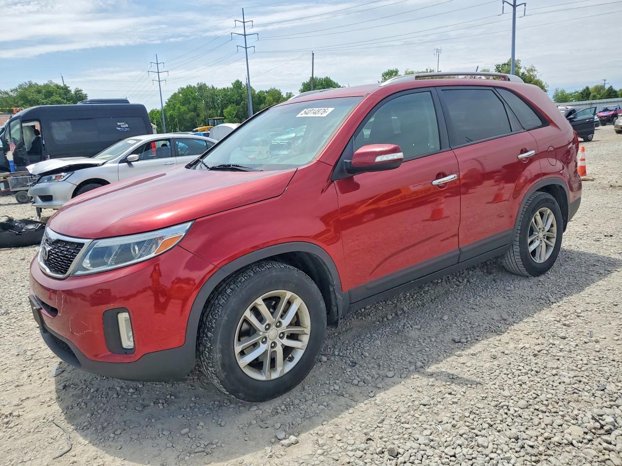 Salvage Kia Sorento Image