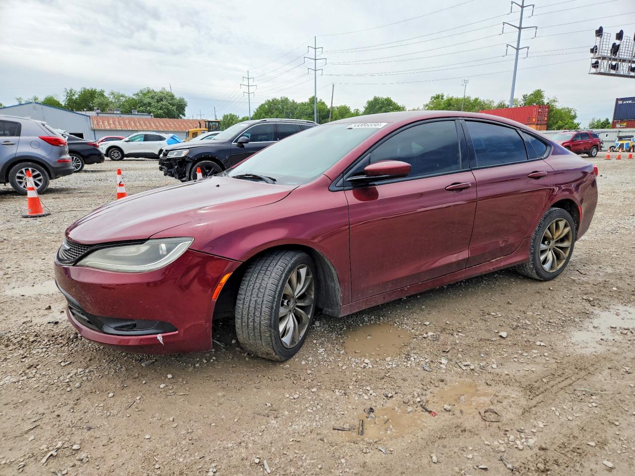 Salvage Chrysler 200 Image