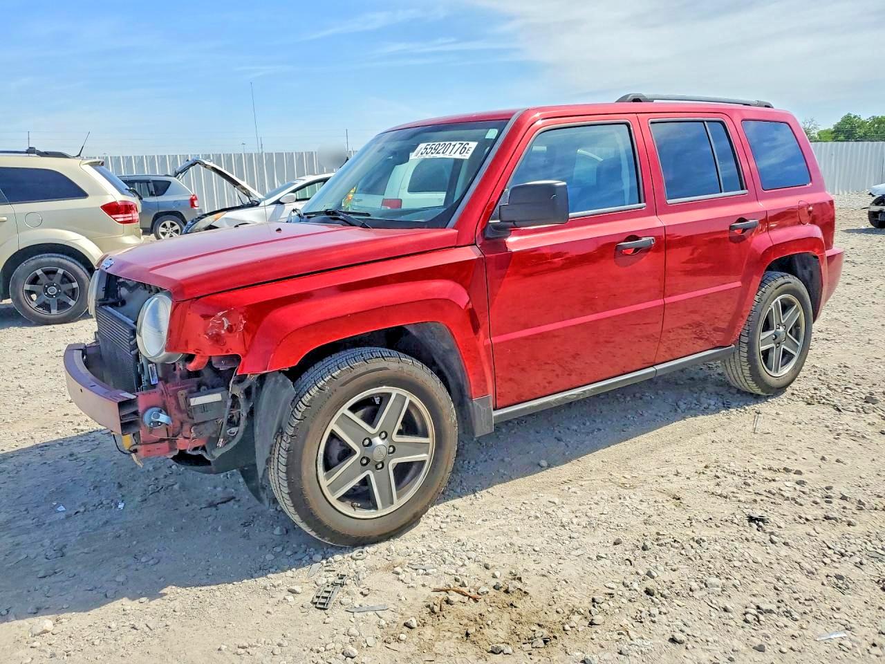 Salvage Jeep Patriot Image