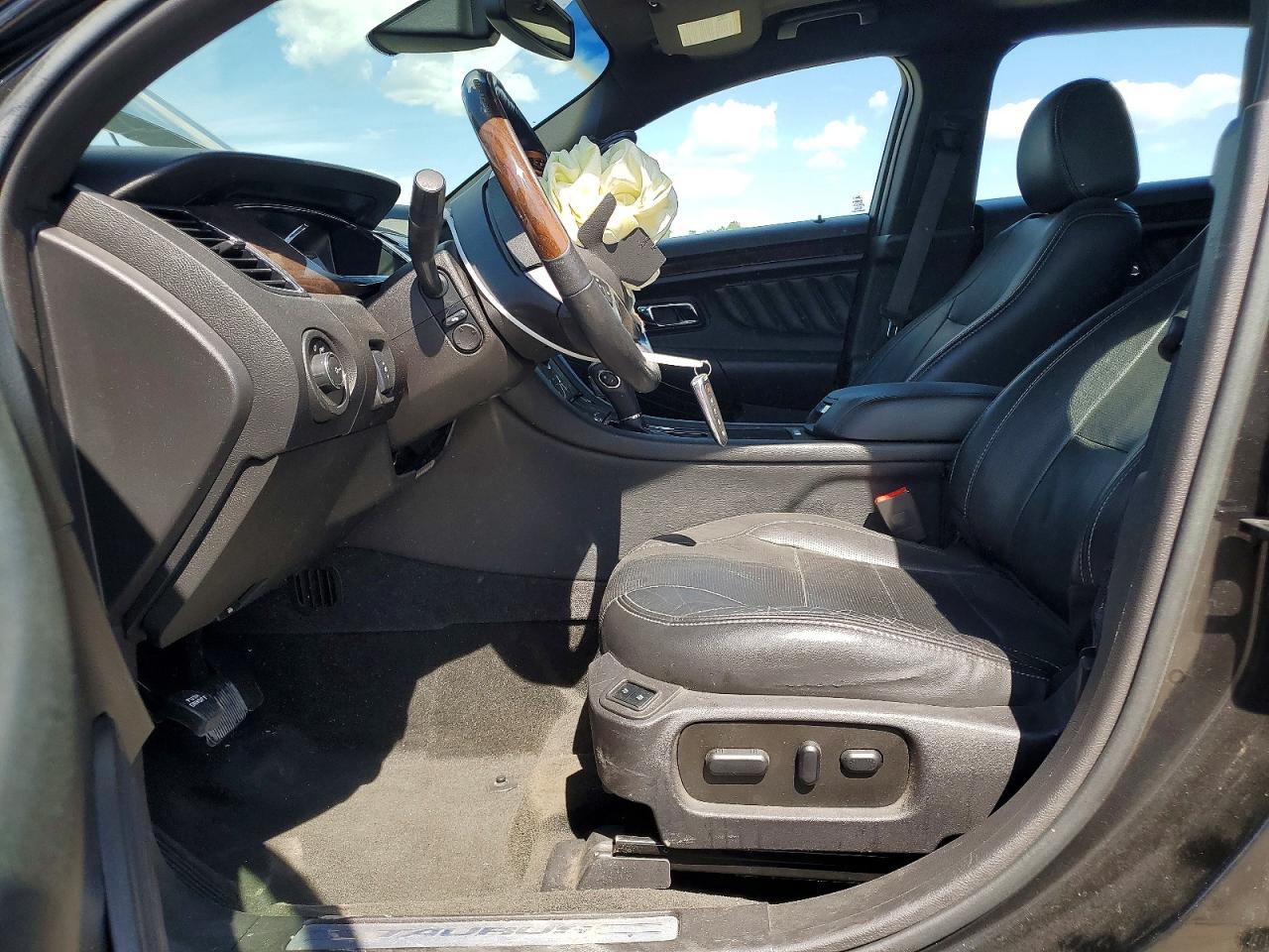 Ford Taurus Limited