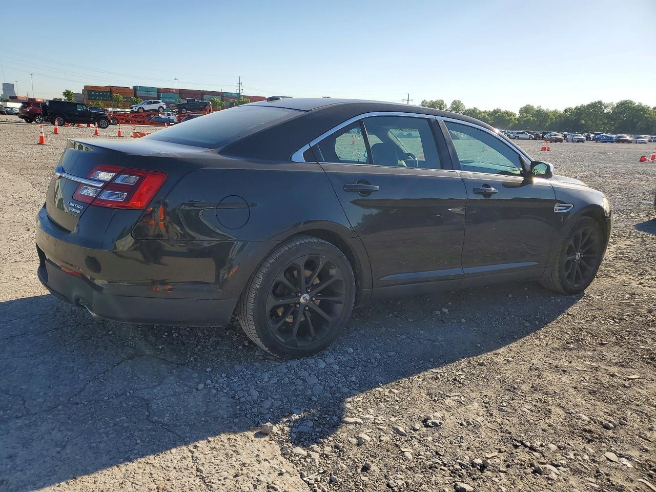 Ford Taurus Limited