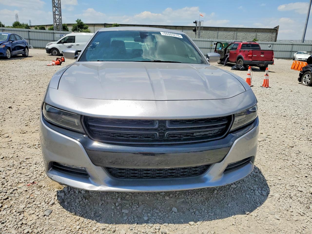 Dodge Charger Sxt