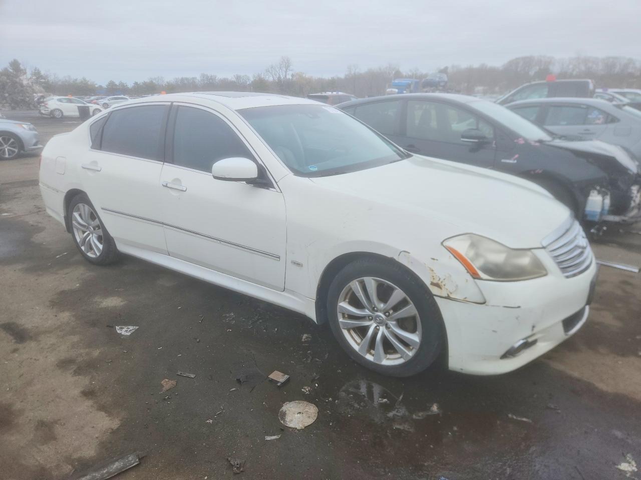 INFINITI M45 Base