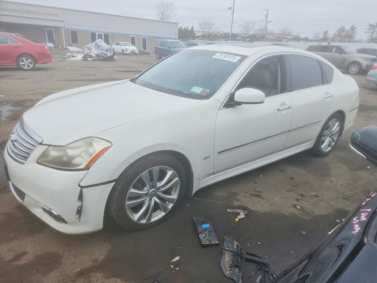 Salvage INFINITI M45 Image