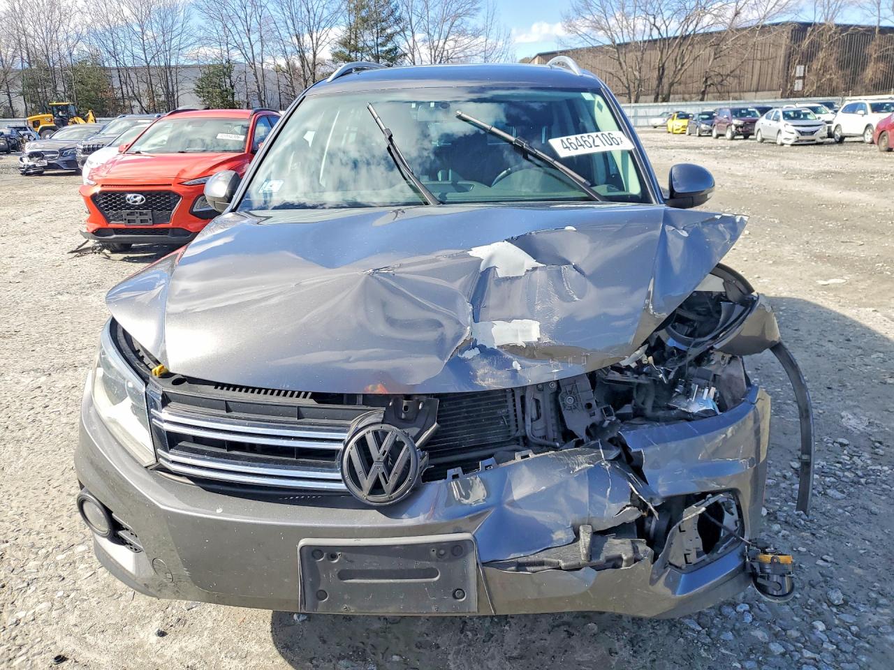 Volkswagen Tiguan S