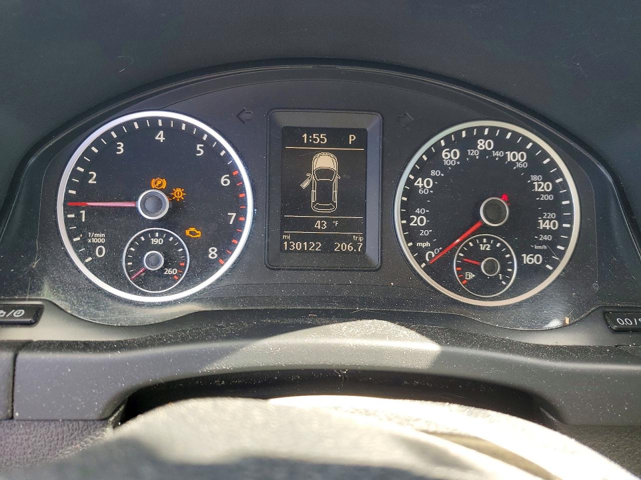 Volkswagen Tiguan S