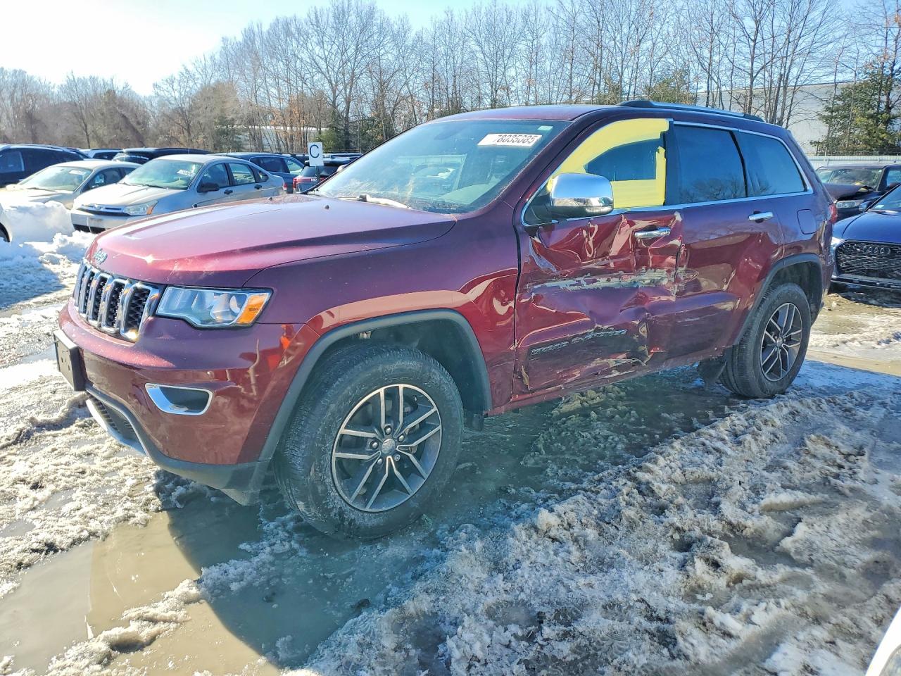 Salvage Jeep Grand Cherokee Image