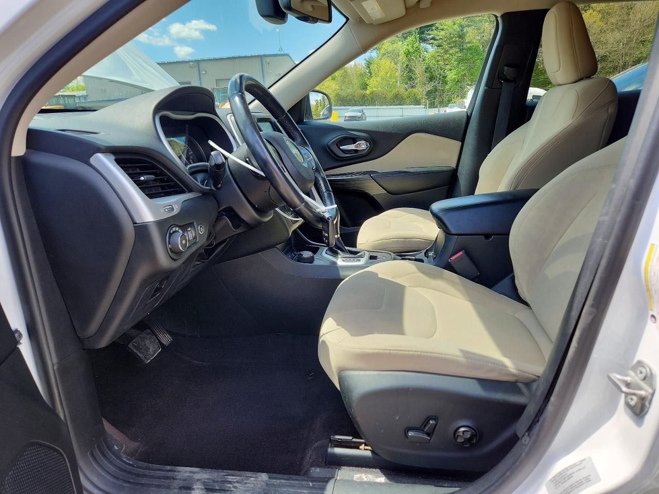 Jeep Grand Cherokee Latitude