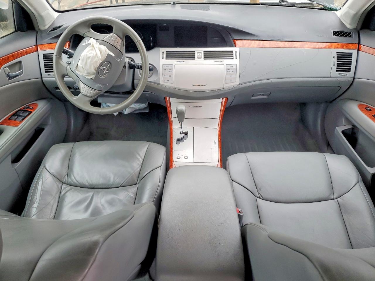 Toyota Avalon Xl
