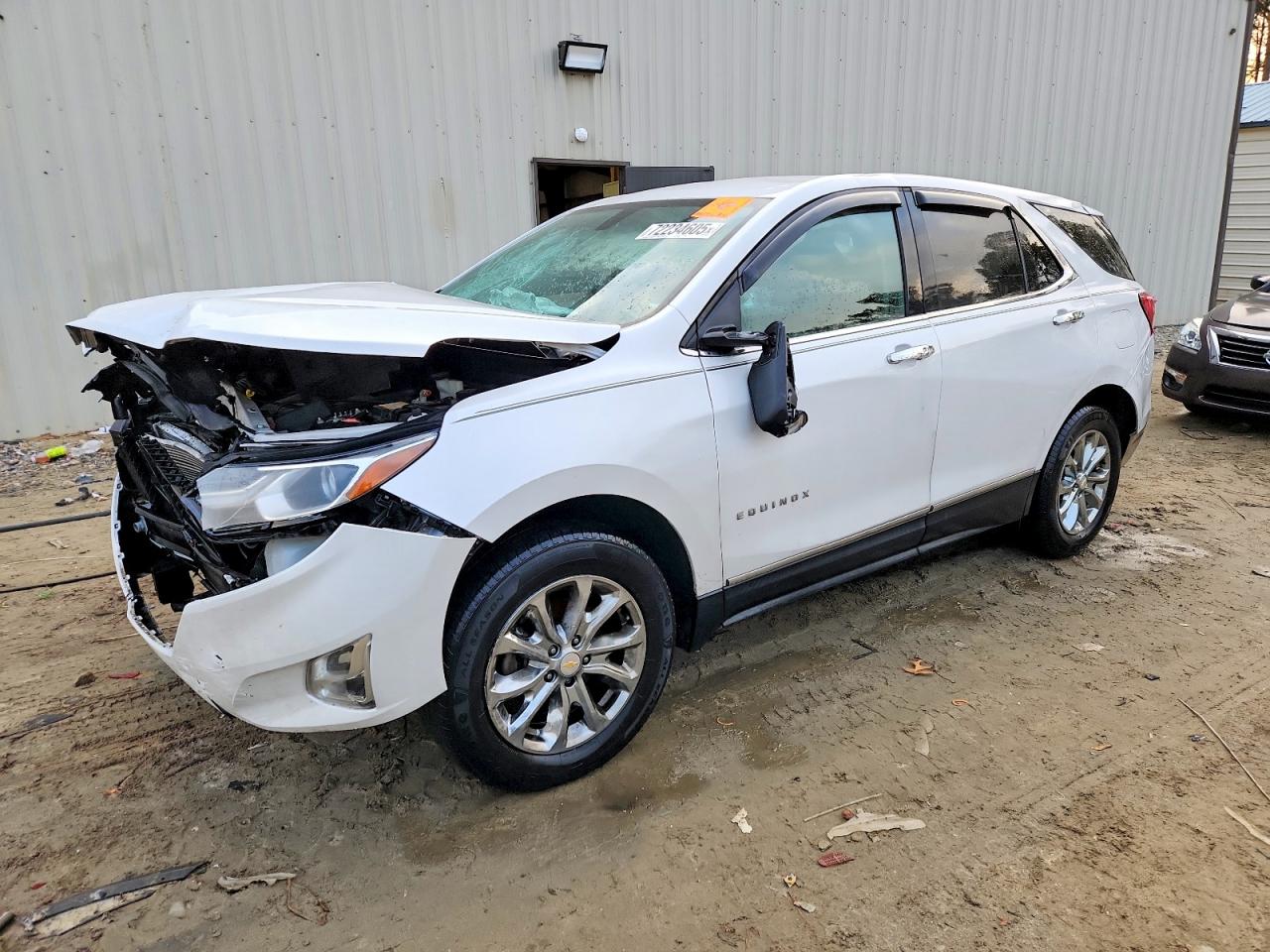 Salvage Chevrolet Equinox Image