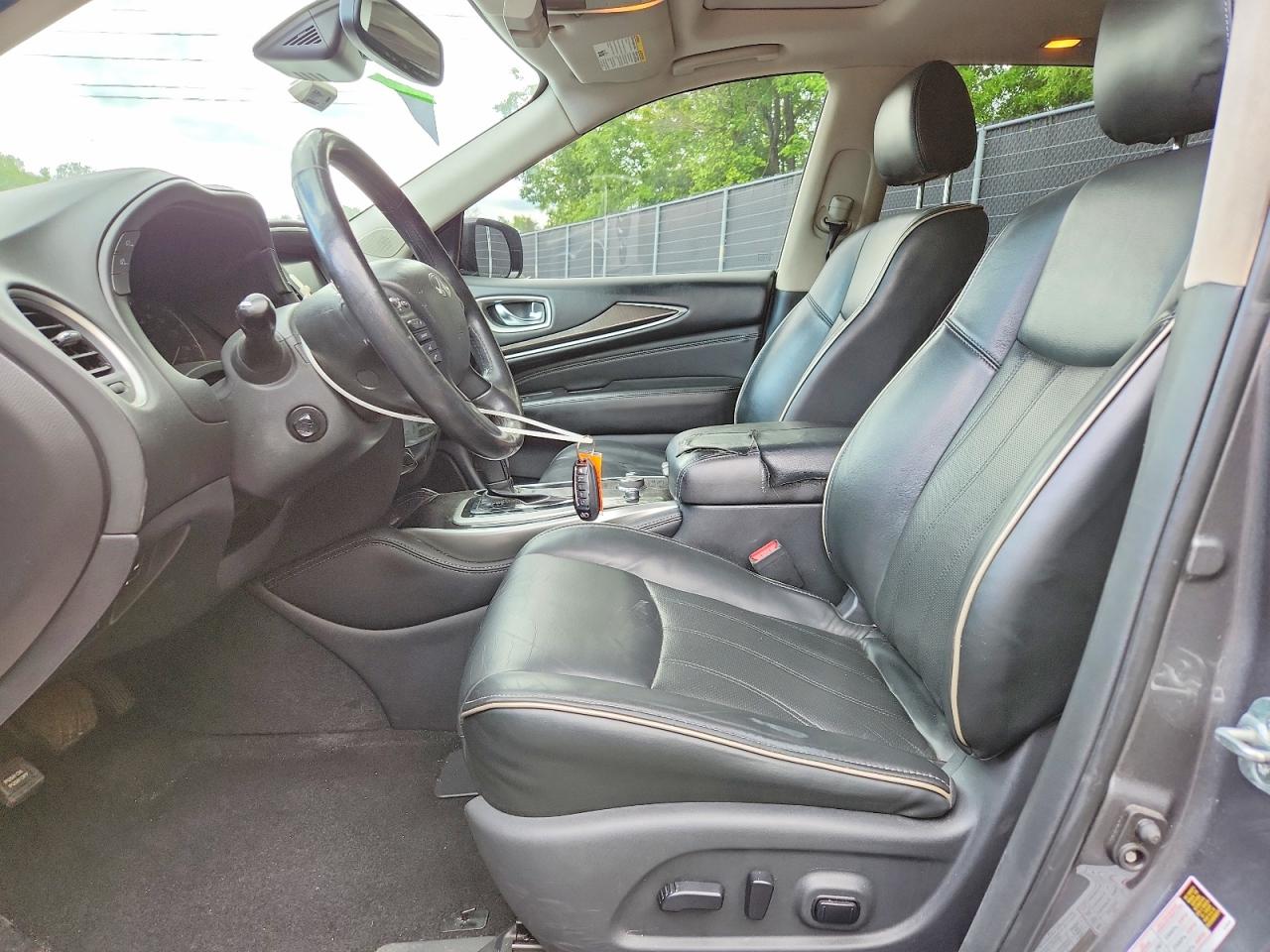 INFINITI Qx Luxe