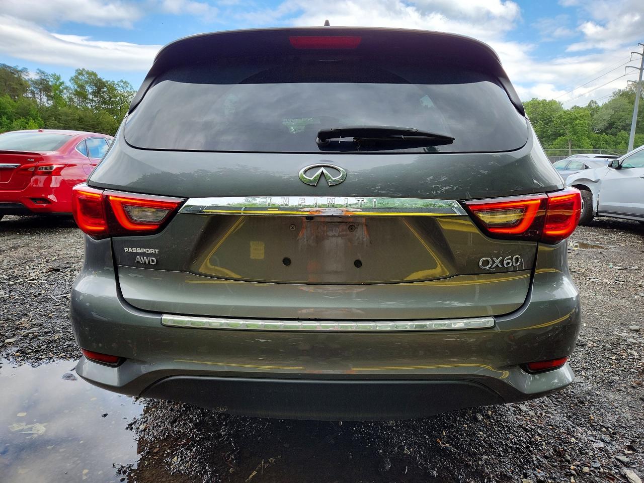 INFINITI Qx Luxe