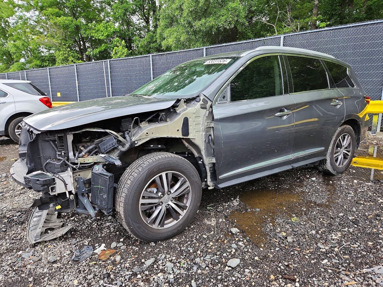 Salvage INFINITI Qx Image