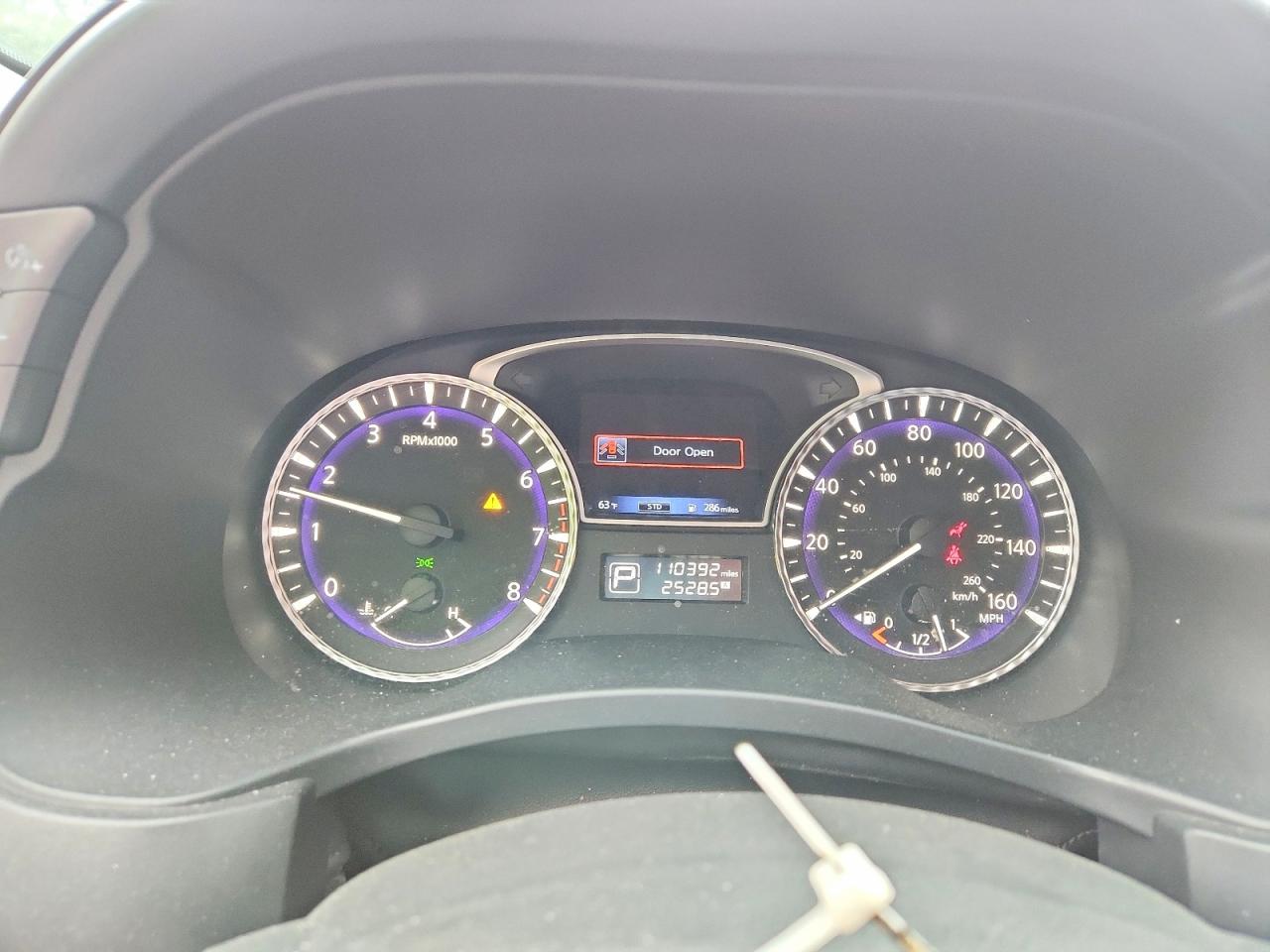 INFINITI Qx Luxe