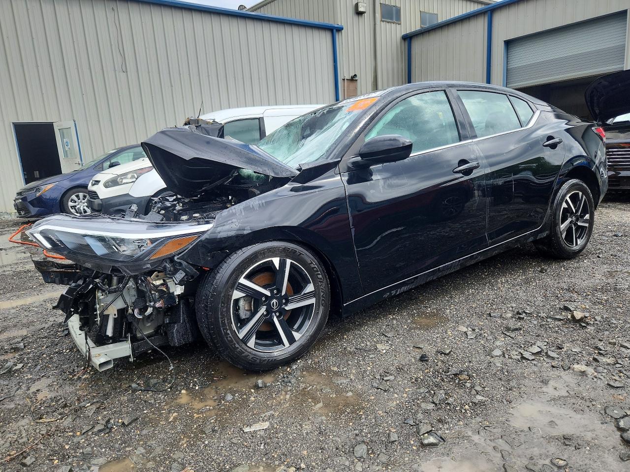 Salvage Nissan Sentra Image