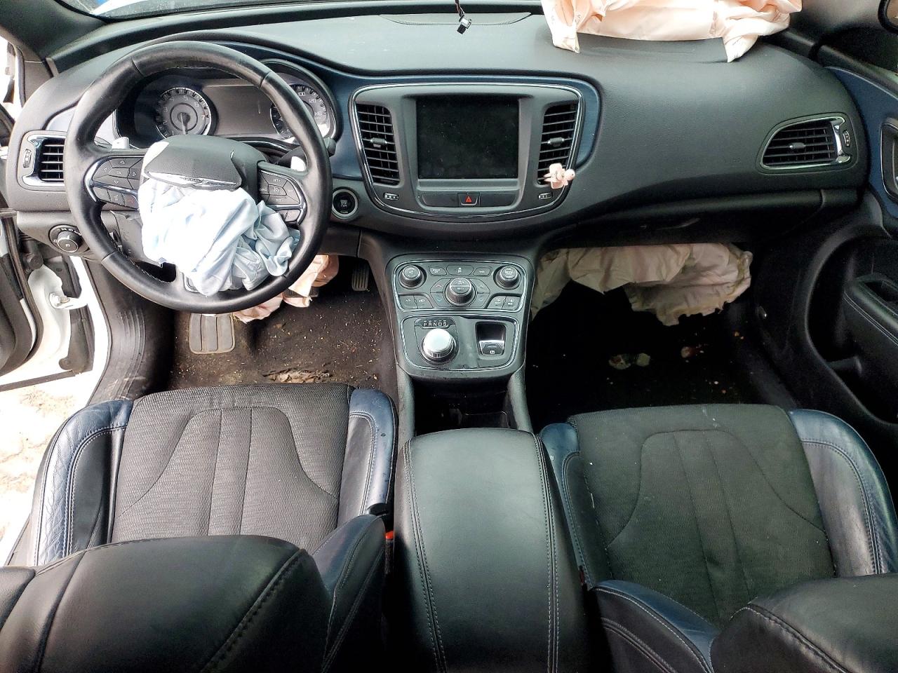 Chrysler 200 S