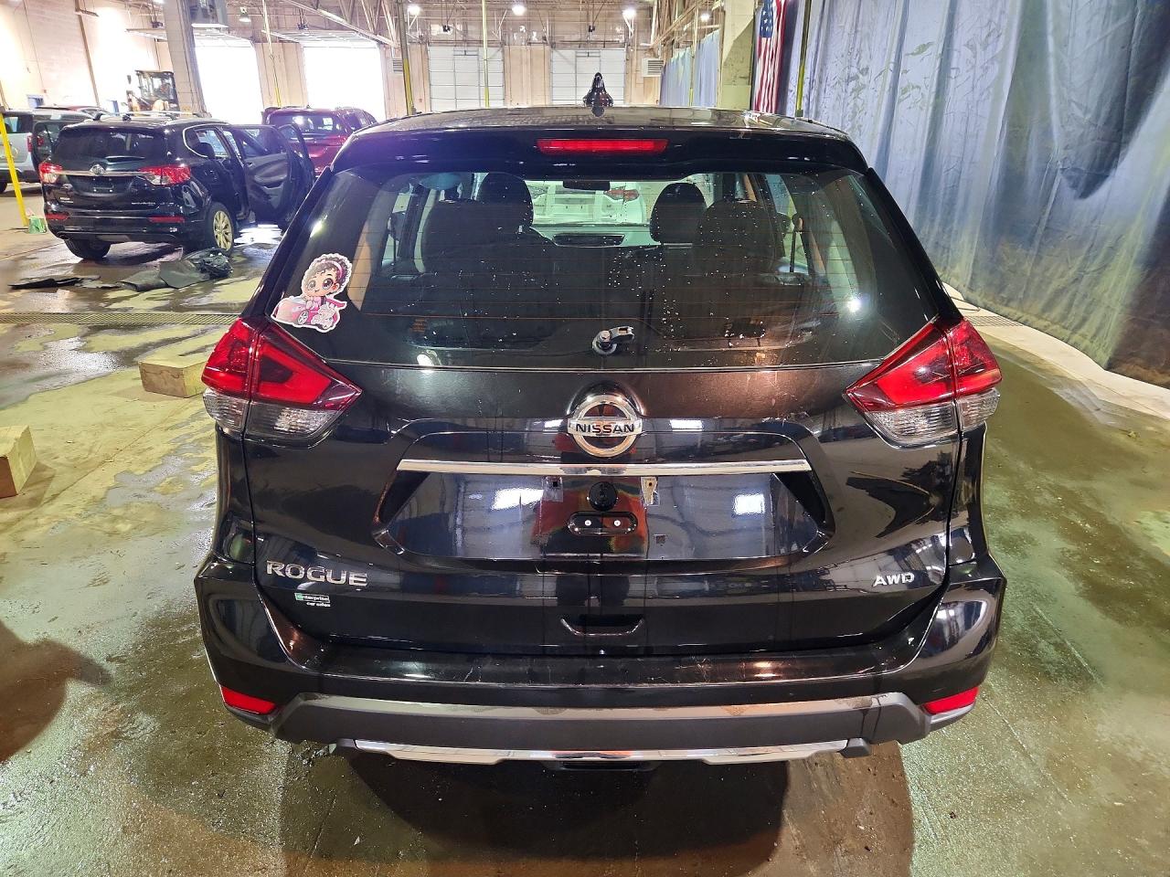 Nissan Rogue S