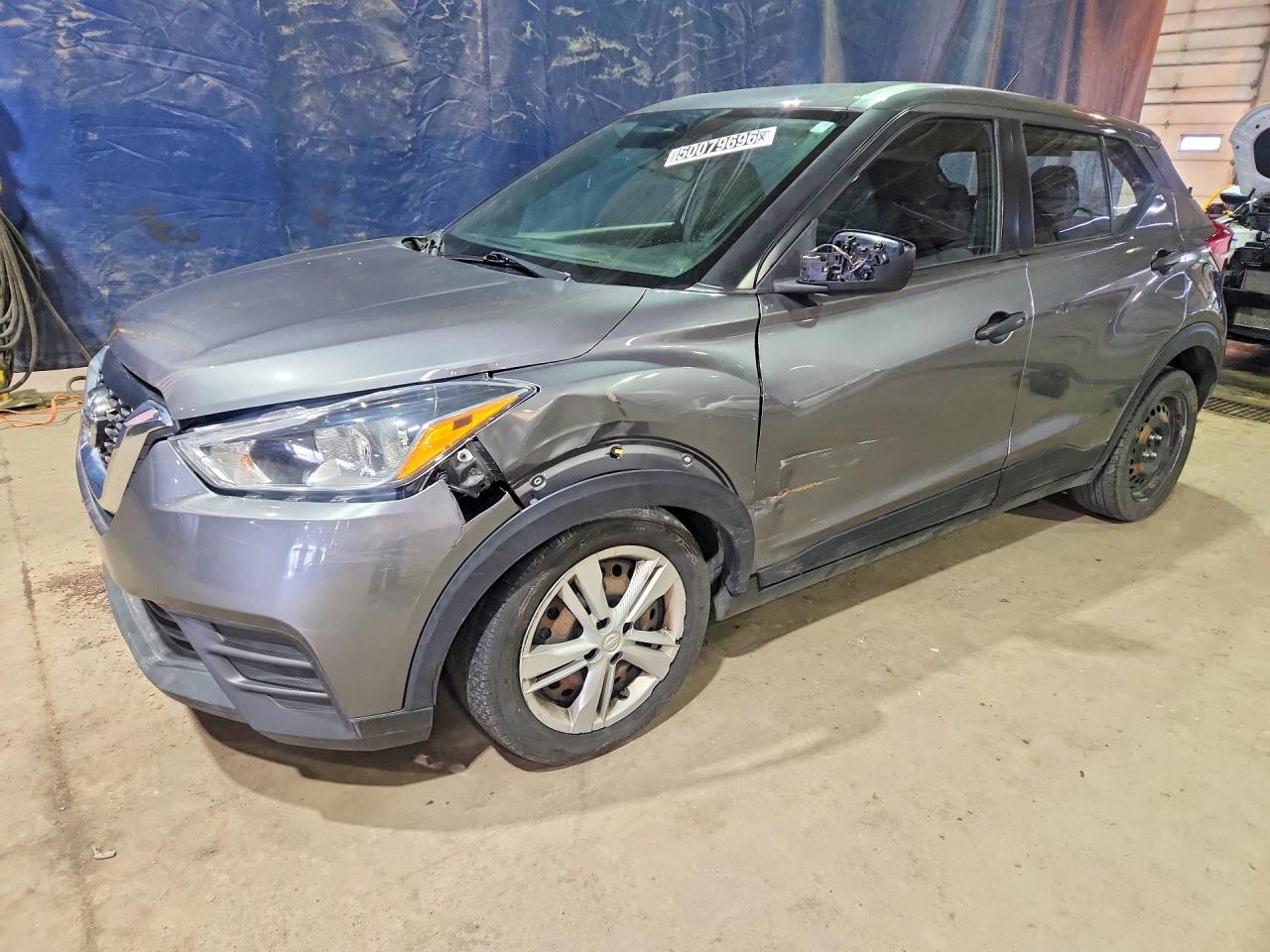 Salvage Nissan Kicks Image