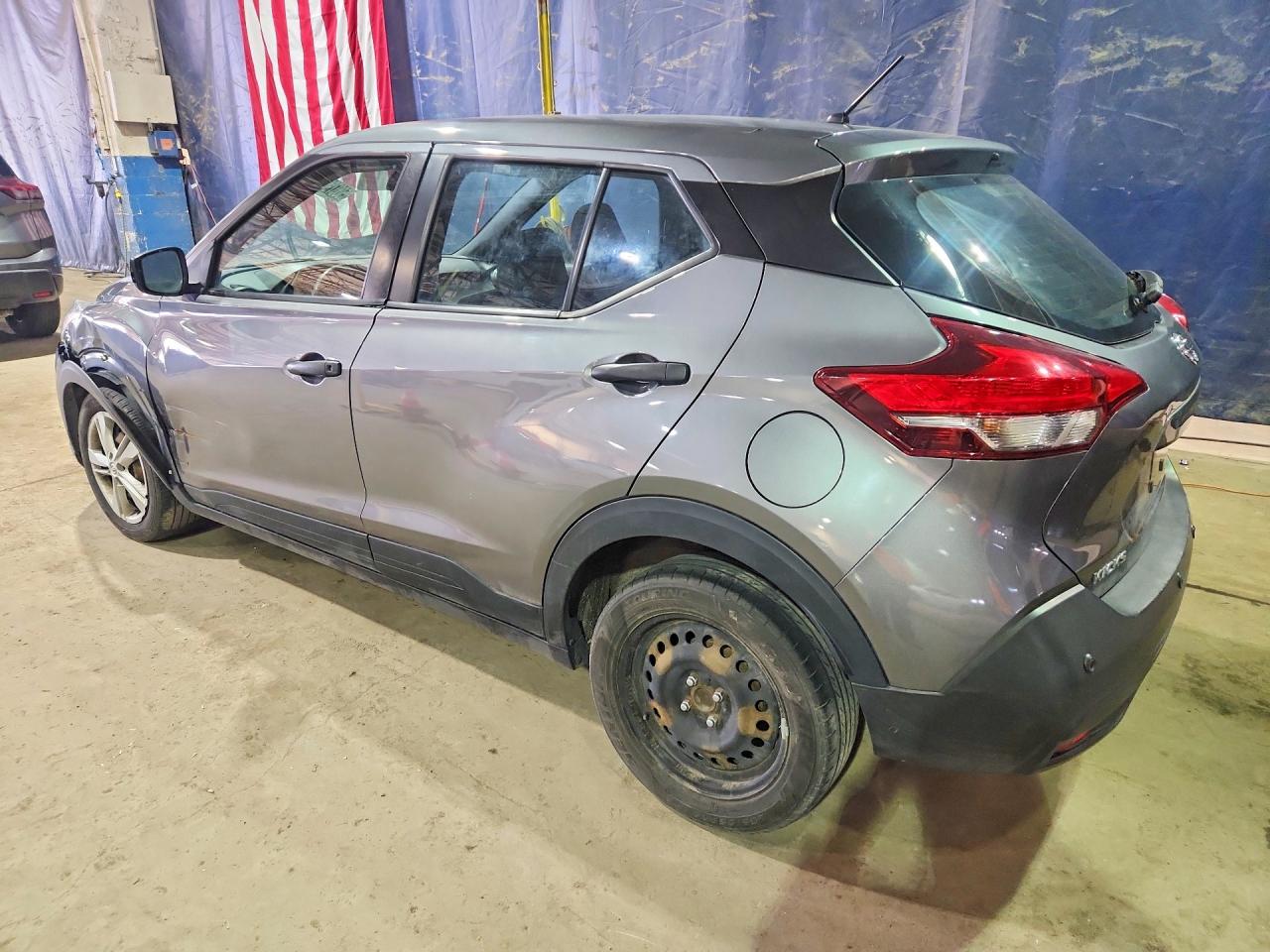 Nissan Kicks S