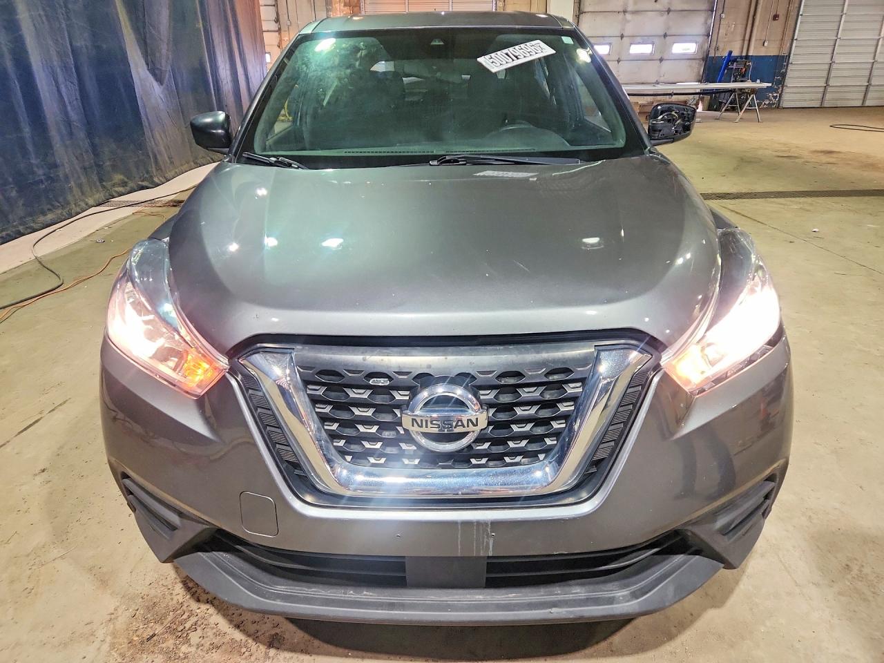 Nissan Kicks S