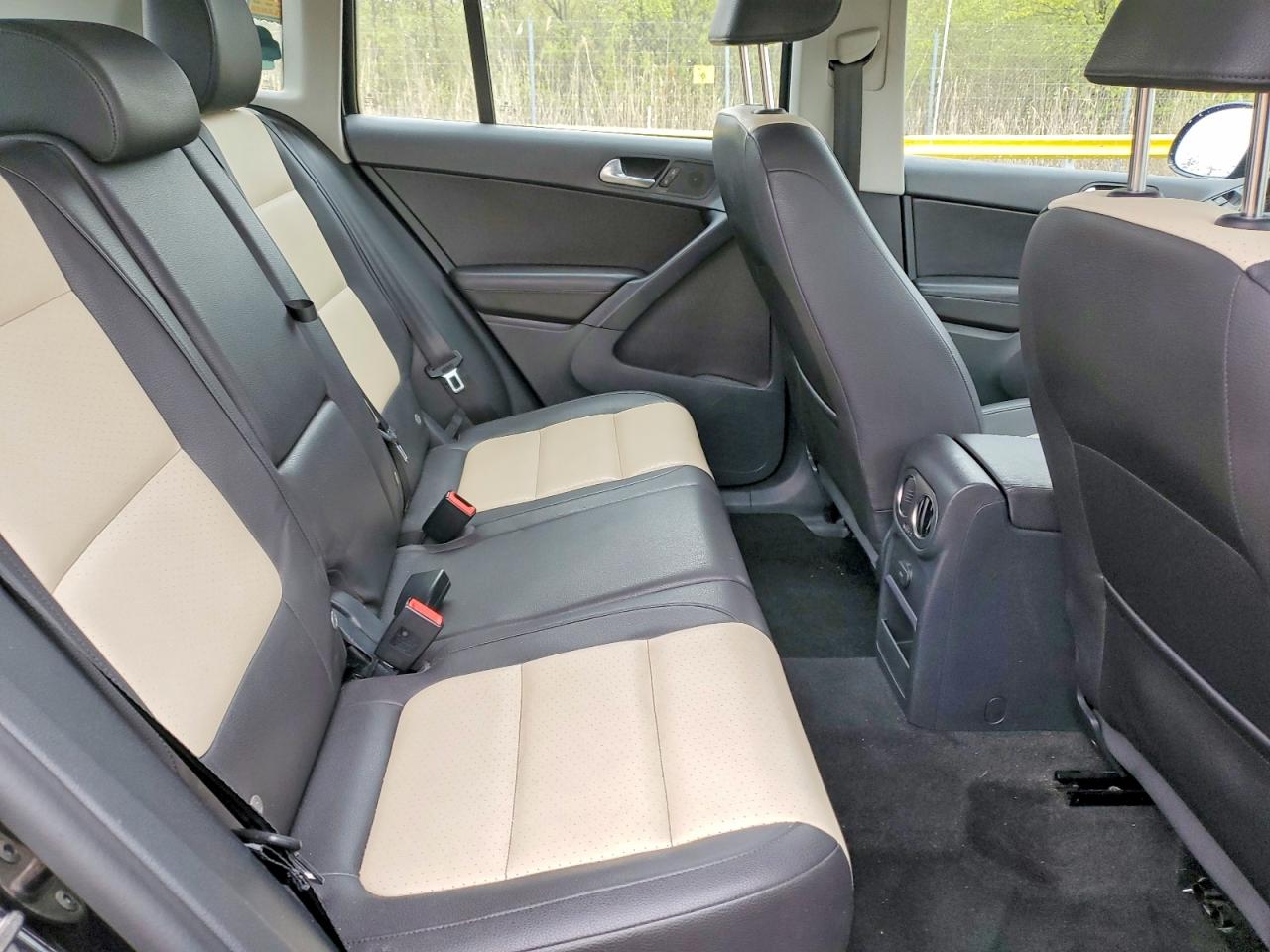 Volkswagen Tiguan S