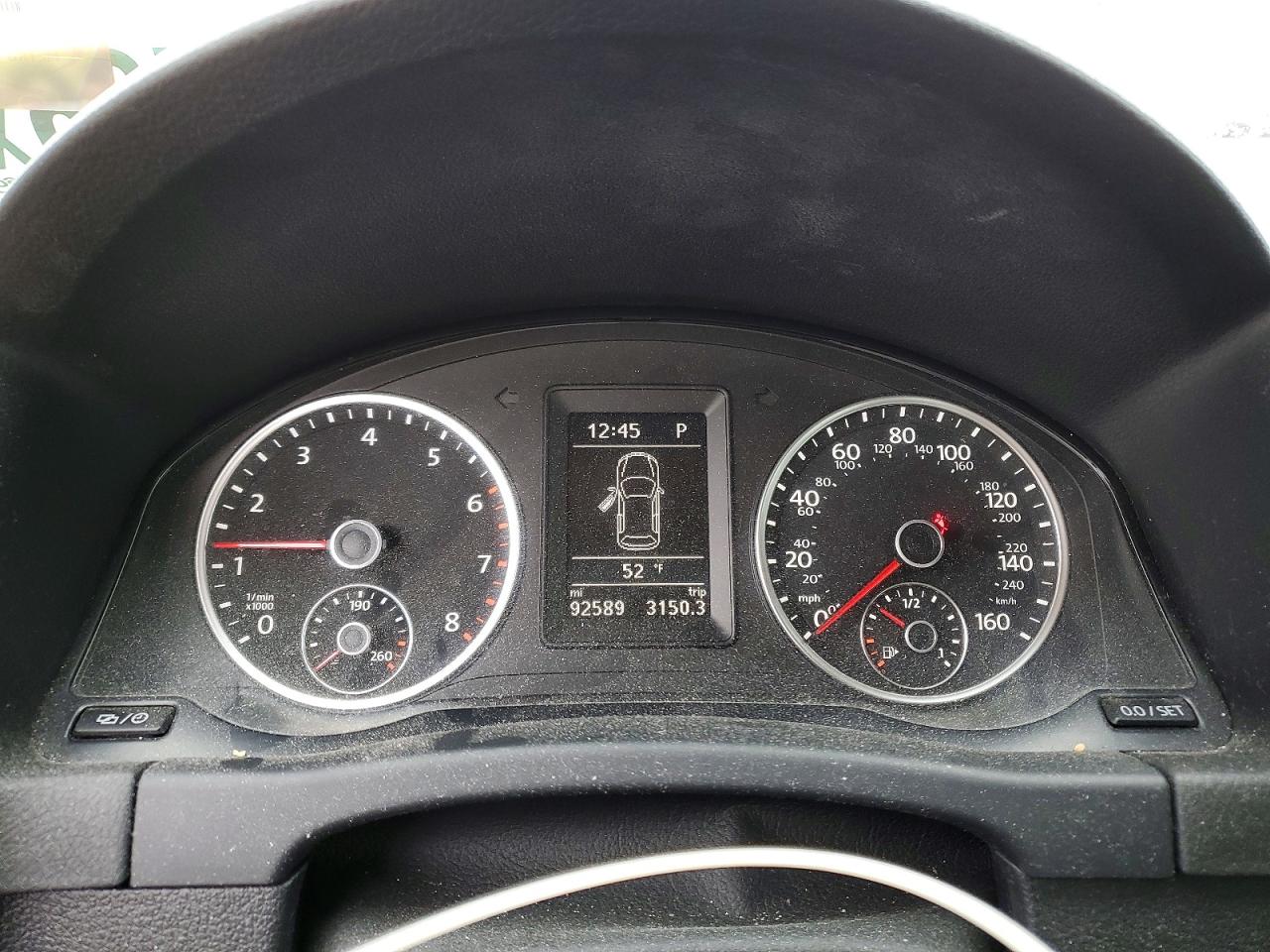 Volkswagen Tiguan S