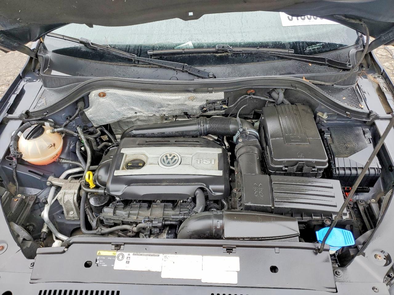 Volkswagen Tiguan S
